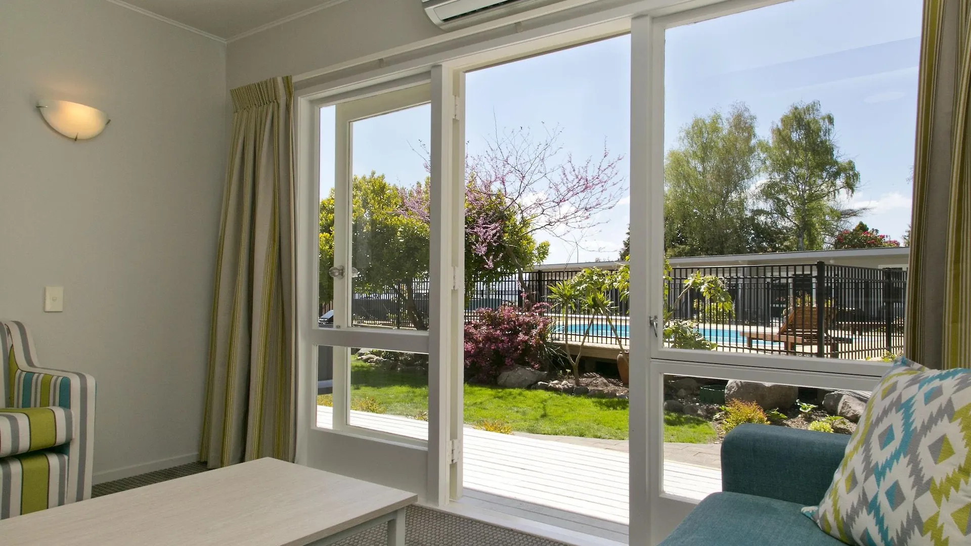 **** Motel Anchorage Resort Taupo Nz Yeni Zelanda